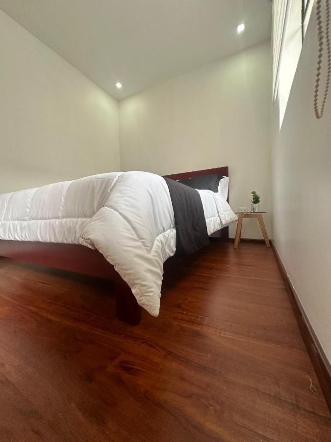 쿠엔카 Casa Roja Residencia 10-51 아파트 외부 사진